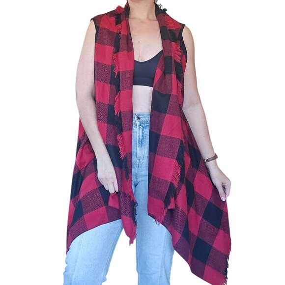 NWT Shyanne Fringe Check Draped Vest Handkerchief Hem Women's One Size Black Red - Picture 1 of 6